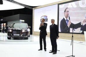 ロシア リムジン セナート