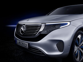 ベンツ EV EQC