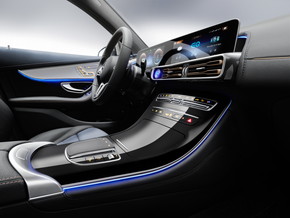 ベンツ EV EQC