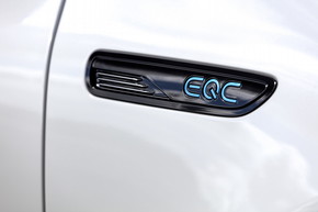 ベンツ EV EQC