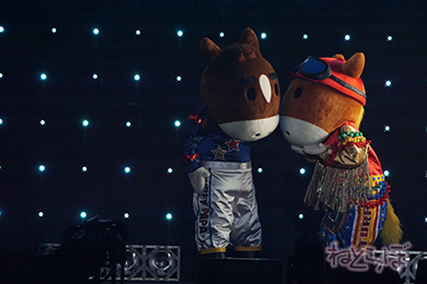 TGC 河北麻友子 中条あやみ