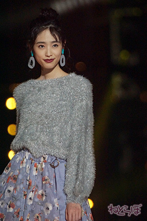 TGC 河北麻友子 中条あやみ