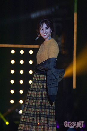 TGC 河北麻友子 中条あやみ