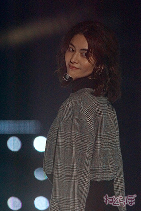 TGC 河北麻友子 中条あやみ