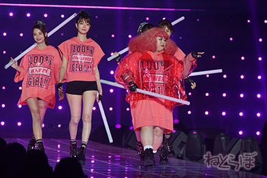 TGC 河北麻友子 中条あやみ