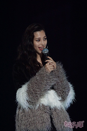 TGC 河北麻友子 中条あやみ