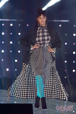 TGC 河北麻友子 中条あやみ