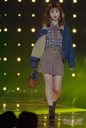 TGC 河北麻友子 中条あやみ