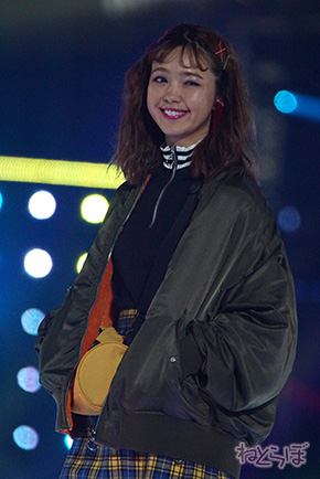 TGC 河北麻友子 中条あやみ