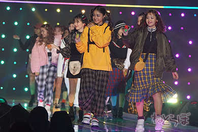 TGC 河北麻友子 中条あやみ