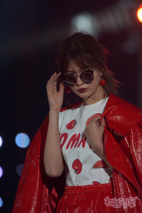 TGC 河北麻友子 中条あやみ