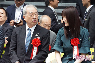 渋谷ストリーム サイレントマジョリティー 菅井友香 平手友梨奈