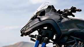 NIKEN ナイケン ヤマハ 3輪 バイク