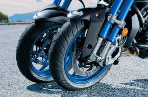 NIKEN ナイケン ヤマハ 3輪 バイク