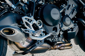 NIKEN ナイケン ヤマハ 3輪 バイク