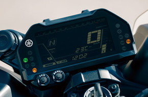 NIKEN ナイケン ヤマハ 3輪 バイク