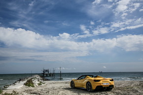 フェラーリ 488 オイル交換