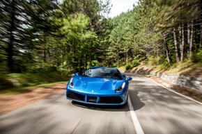 フェラーリ 488 オイル交換