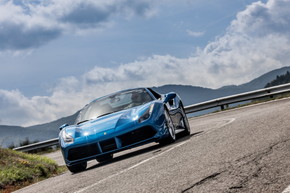 フェラーリ 488 オイル交換