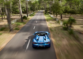 フェラーリ 488 オイル交換