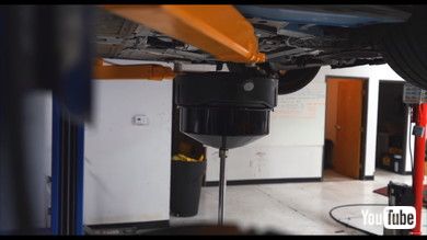 ウラカン スパイダー ランボルギーニ オイル交換