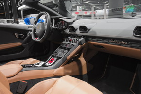 ランボルギーニ ウラカン オイル交換