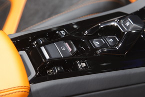 ランボルギーニ ウラカン オイル交換