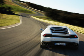 ランボルギーニ ウラカン オイル交換