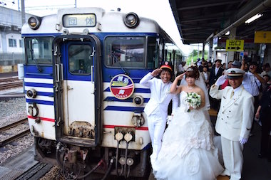 ブライダルトレイン 十日町 結婚式 JR東日本