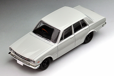 日産スカイライン2000GT-R