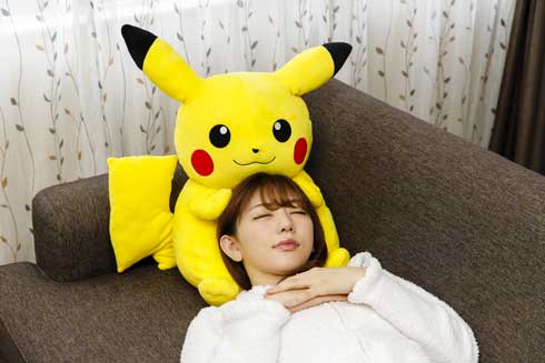 むぎゅむぎゅっとつつまれ ぬいぐるみ おっきな ピカチュウ イーブイ ポケモン