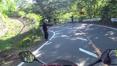 道志みち ライダー 良い話 交通整理 バイク