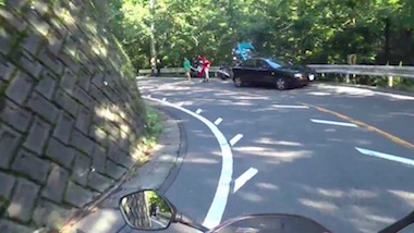道志みち ライダー 良い話 交通整理 バイク