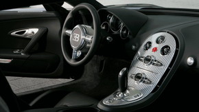 ヴェイロン オイル交換 200万円