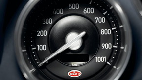 ヴェイロン オイル交換 200万円