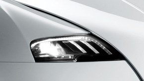 ヴェイロン オイル交換 200万円