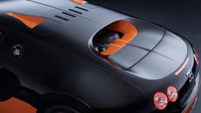 ヴェイロン オイル交換 200万円