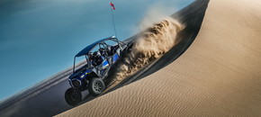 RZR オフロード 4人乗り