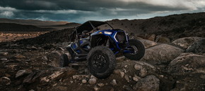 RZR オフロード 4人乗り