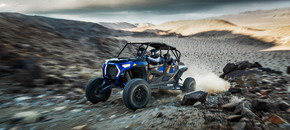 RZR オフロード 4人乗り