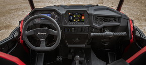 RZR オフロード 4人乗り