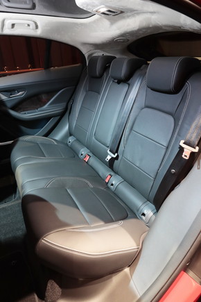 ジャガー EV I-PACE