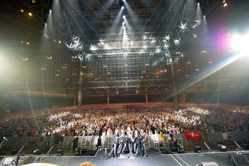 YOSHIKI XJAPAN 無観客ライブ 台風 中止 紅に染まった夜