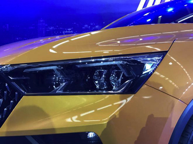 SUV T77 BESUTNE Pentium FAW 中国 美少女 AI 嫁 2次元