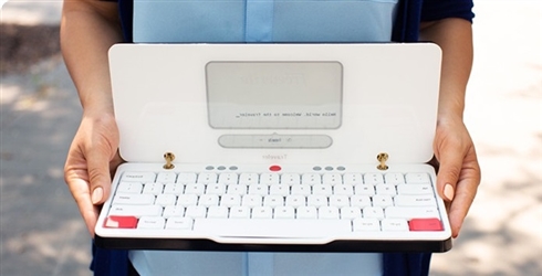 文章入力「しか」できない　テキスト編集用ガジェット、30分で500万円超の資金集める