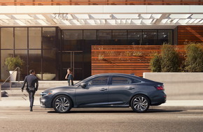 インサイト ハイブリッド セダン