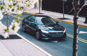 インサイト ハイブリッド セダン