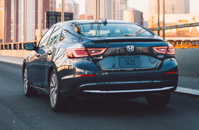 インサイト ハイブリッド セダン