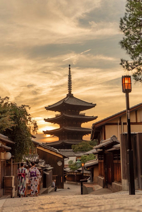 街から人が消えた日 新宿駅 写真 おる汰