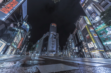 街から人が消えた日 新宿駅 写真 おる汰